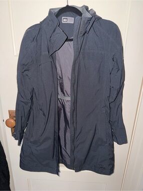 REI Women’s Black Waterproof Hooded Jacket